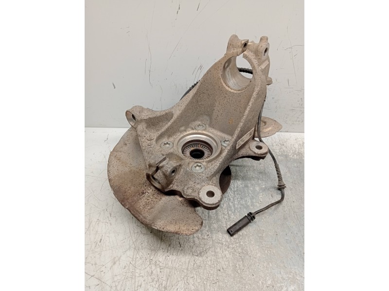 Recambio de mangueta delantera izquierda para bmw serie x1 (f48) sdrive18d referencia OEM IAM 687664501  