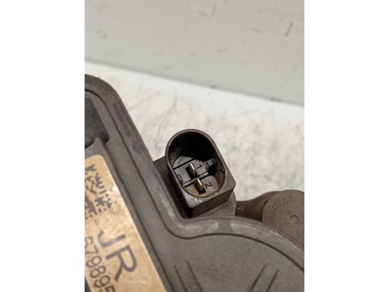 Recambio de pinza freno trasera derecha para bmw serie x1 (f48) sdrive18d referencia OEM IAM 679895807  