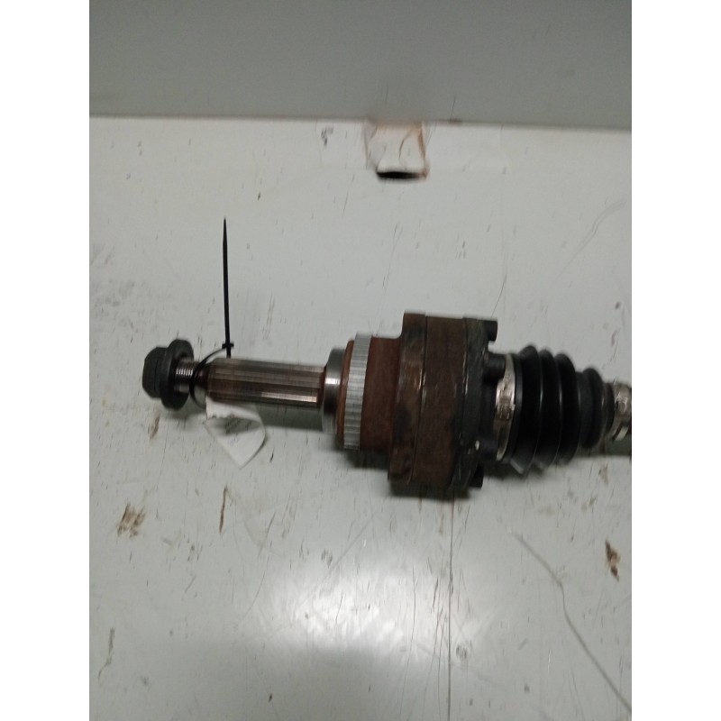 Recambio de transmision trasera izquierda para ford scorpio berl./turnier 2.5 turbodiesel referencia OEM IAM   