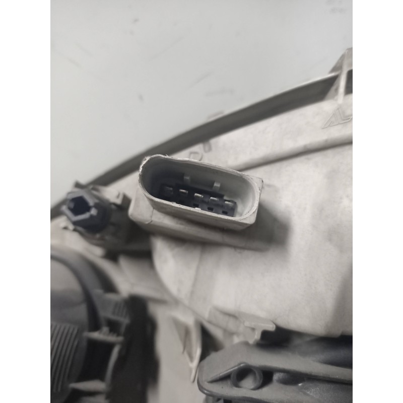 Recambio de faro derecho para mercedes clase a (w168) 160 l (168.133) referencia OEM IAM A1688201861 0301192202 