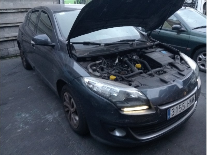 renault megane iii berlina 5 p del año 2013