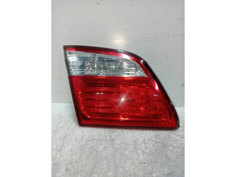 Recambio de piloto trasero izquierdo interior para nissan maxima qx (a32) 2.0 exclusive referencia OEM IAM   