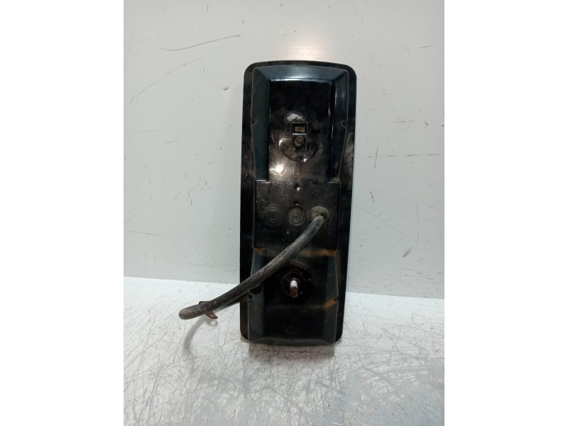 Recambio de piloto trasero izquierdo para nissan l-45 2.8 d referencia OEM IAM   