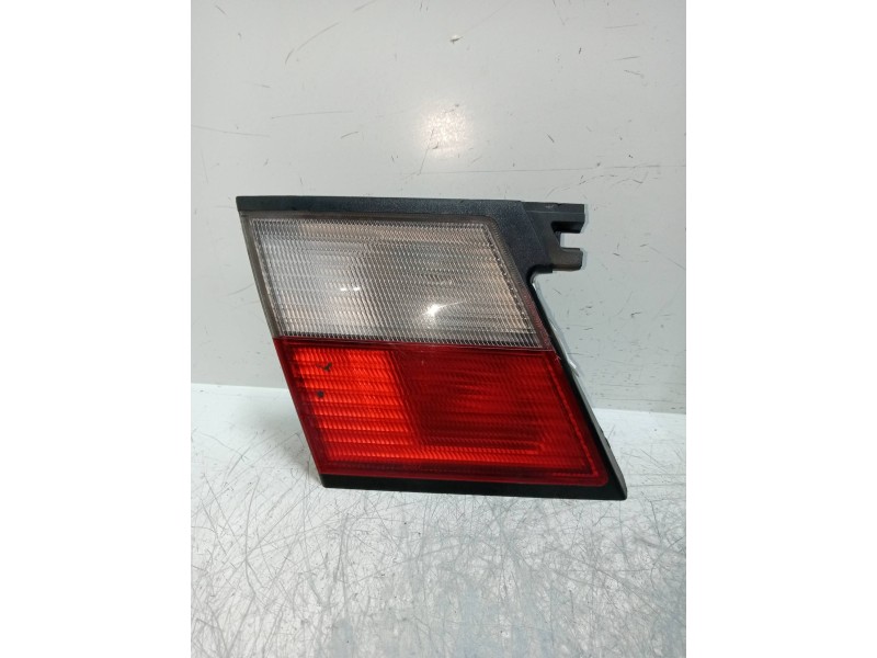 Recambio de piloto trasero izquierdo interior para nissan primera berlina (p11) 2.0 16v cat referencia OEM IAM   