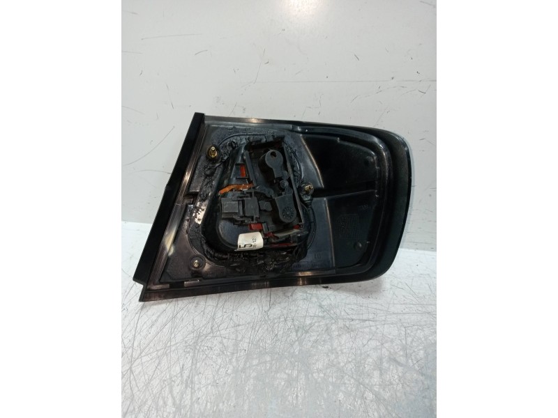 Recambio de piloto trasero izquierdo para nissan primera berlina (p11) básico referencia OEM IAM   