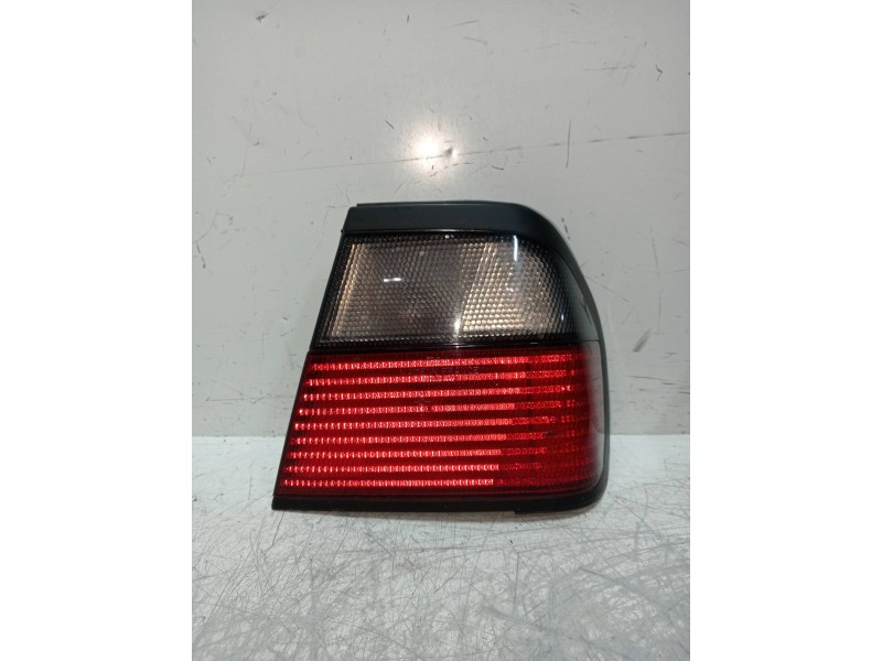 Recambio de piloto trasero derecho para nissan primera berl./familiar (p10/w10) 2.0 diesel referencia OEM IAM   