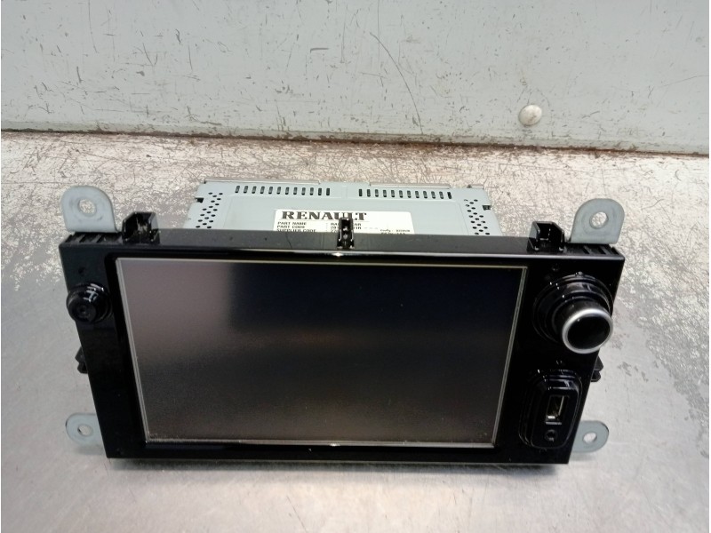 Recambio de sistema audio / radio cd para renault clio iv limited referencia OEM IAM 281157941R 276660 