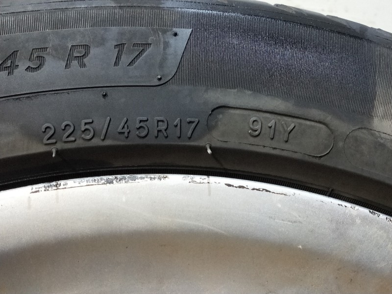 Recambio de juego llantas para audi a3 sportback (8p) 2.0 tdi limited edition (103kw) referencia OEM IAM   225/45/17