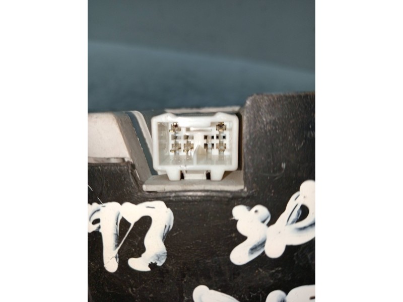 Recambio de piloto trasero derecho para nissan sunny berlina (n14) 1.6 16v cat referencia OEM IAM   