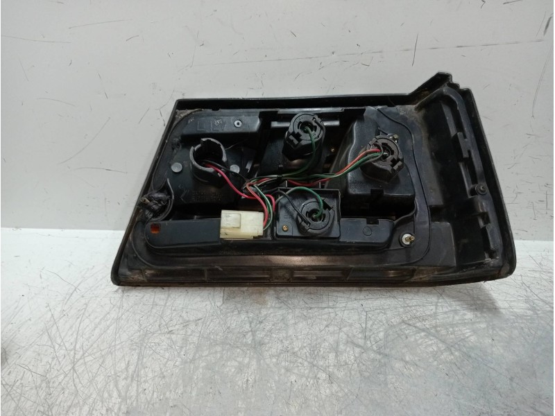 Recambio de piloto trasero izquierdo para nissan sunny berlina (n14) referencia OEM IAM   