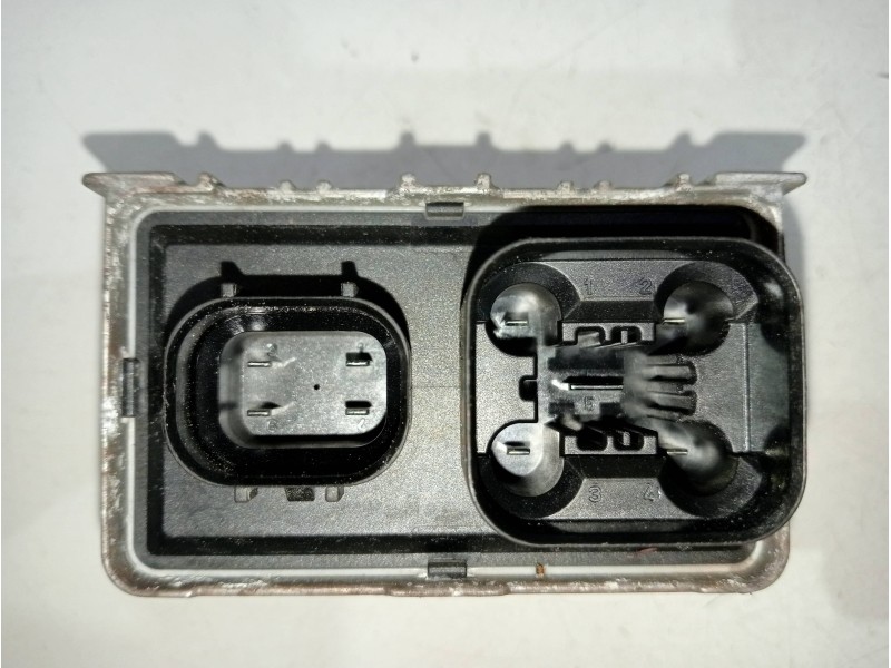 Recambio de caja precalentamiento para opel insignia sports tourer cosmo referencia OEM IAM 0522122601 55574293 