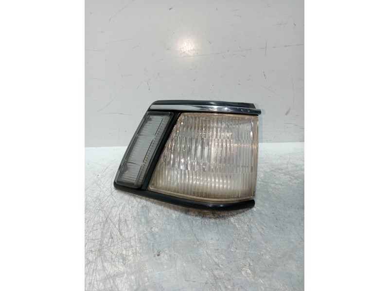 Recambio de piloto delantero derecho para nissan bluebird berlina./combi.(u11) referencia OEM IAM    Recambio de piloto delantero derecho para nissan bluebird berlina./combi.(u11) referencia OEM IAM