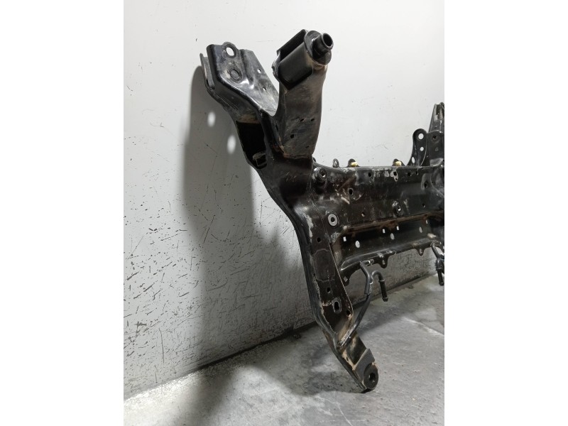 Recambio de puente delantero para bmw serie x1 (f48) sdrive18d referencia OEM IAM 687272902  