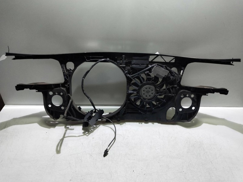 Recambio de panel frontal para audi rs4 avant (b5) referencia OEM IAM   