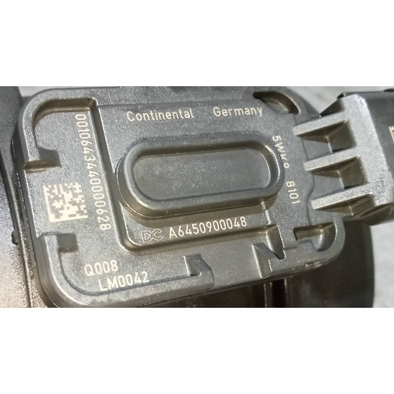 Recambio de caudalimetro para mercedes sprinterii caja cerrada (desde 01.06) 2.1 cdi cat referencia OEM IAM 5WK98101 A6450900048