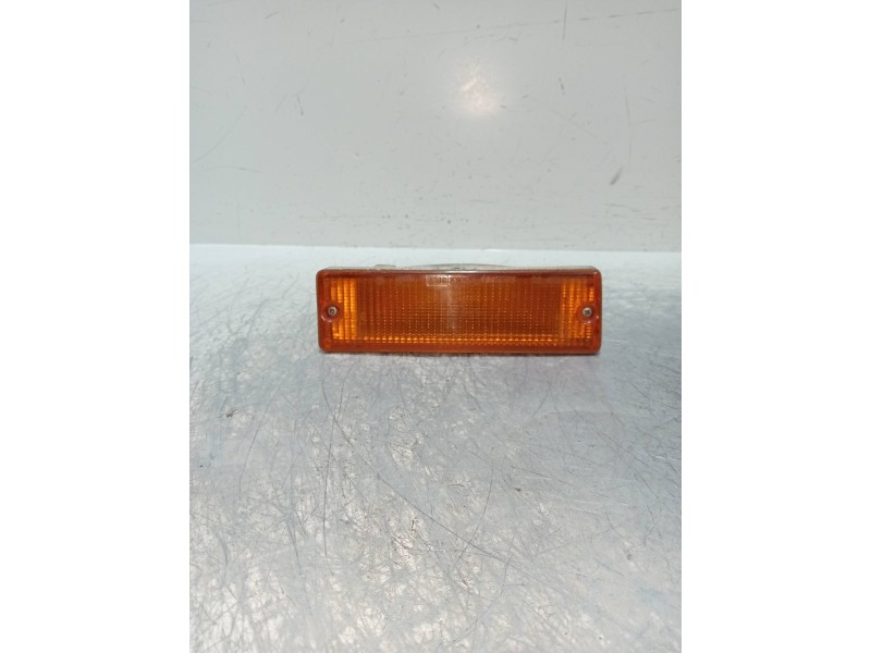 Recambio de piloto delantero derecho para nissan pick-up (d21) 2.5 diesel referencia OEM IAM    Recambio de piloto delantero derecho para nissan pick-up (d21) 2.5 diesel referencia OEM IAM