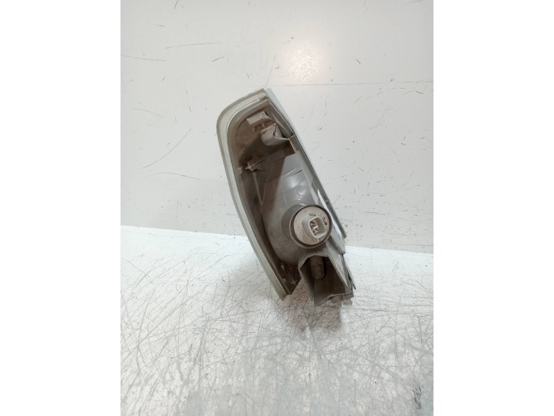 Recambio de piloto delantero izquierdo para nissan x-trail (t30) comfort referencia OEM IAM 261358H70A  