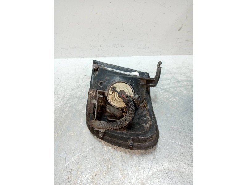 Recambio de piloto trasero derecho para nissan sunny berlina (n14) 2.0 diesel referencia OEM IAM   