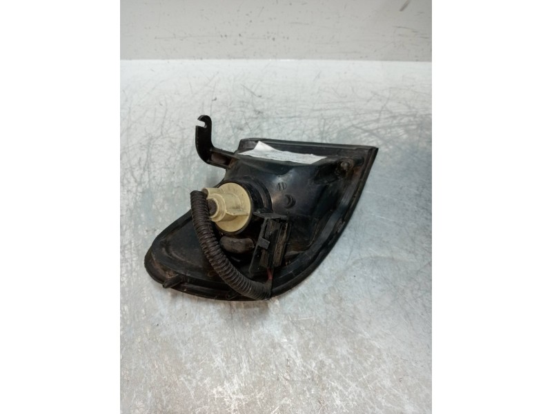 Recambio de piloto delantero izquierdo para nissan sunny berlina (n14) 1.6 16v cat referencia OEM IAM    Recambio de piloto delantero izquierdo para nissan sunny berlina (n14) 1.6 16v cat referencia OEM IAM