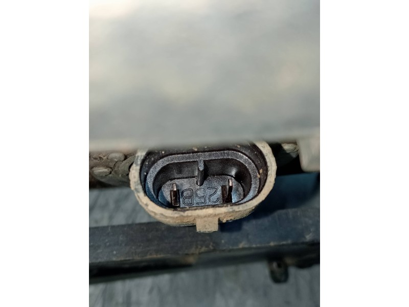 Recambio de piloto delantero izquierdo para gmc yukon 6.6 referencia OEM IAM    Recambio de piloto delantero izquierdo para gmc yukon 6.6 referencia OEM IAM