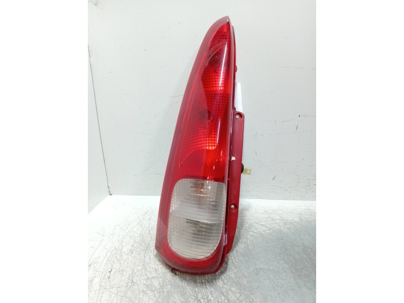 Recambio de piloto trasero izquierdo para daewoo tacuma 1.6 cat referencia OEM IAM   