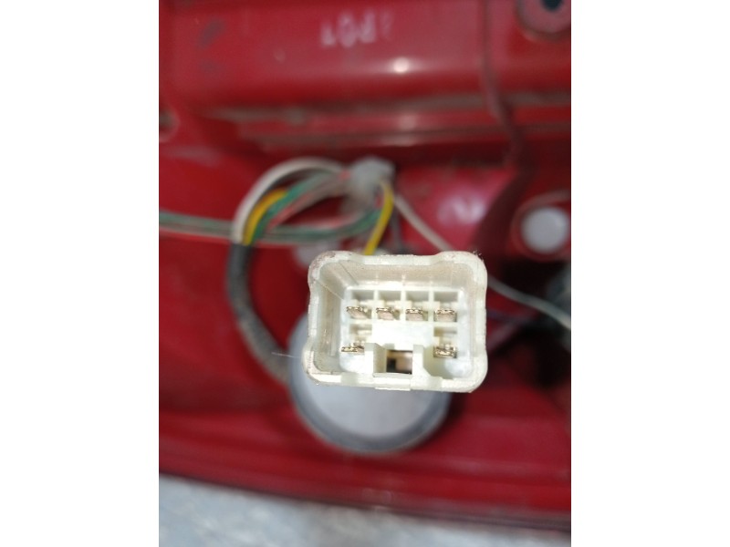 Recambio de piloto trasero derecho para daewoo tacuma 2.0 cat referencia OEM IAM   