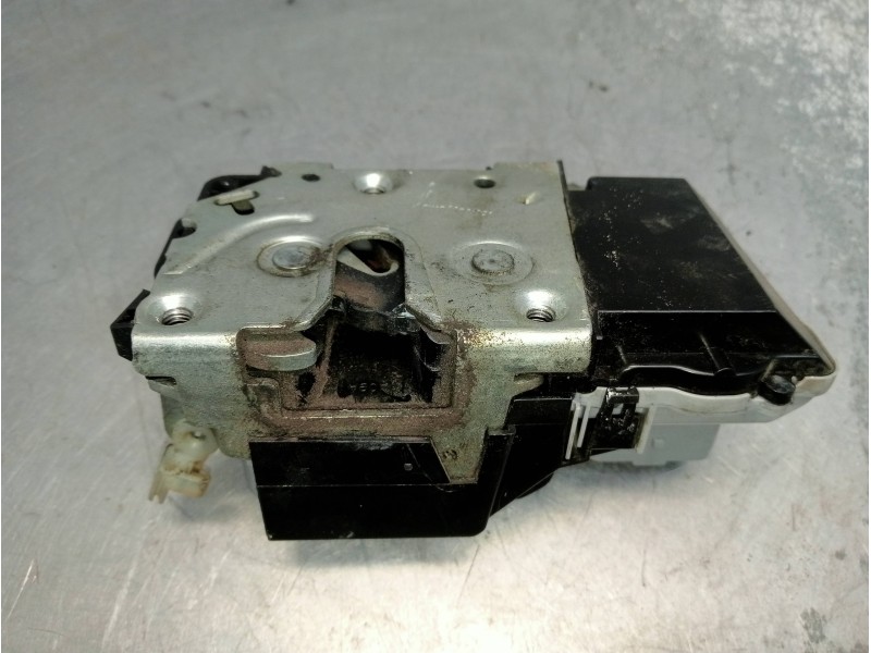 Recambio de motor cierre centralizado delantero izquierdo para citroen xsara picasso 1.6 hdi 90 exclusive referencia OEM IAM   