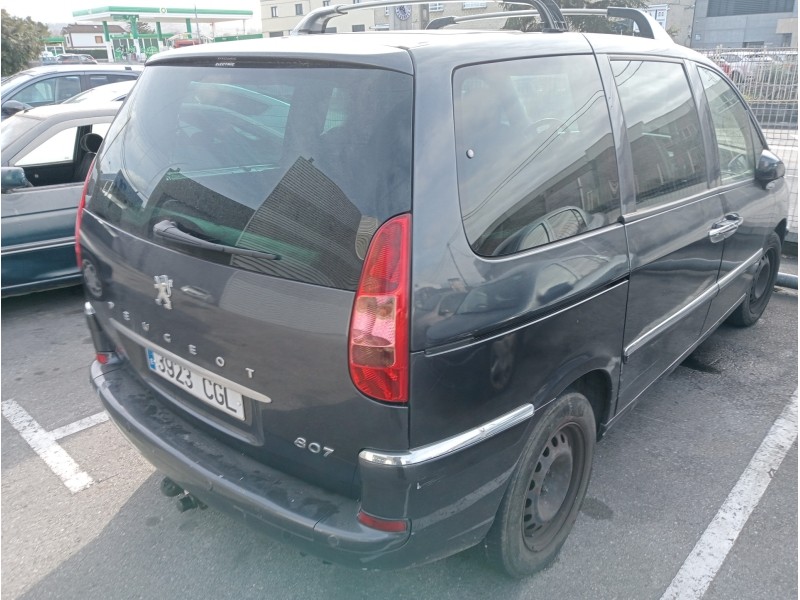 peugeot 807 del año 2003