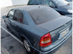 opel astra g berlina del año 2001 2