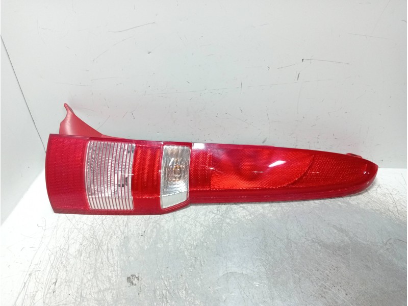 Recambio de piloto trasero derecho para fiat panda (169) 1.2 8v emotion referencia OEM IAM 51705458  