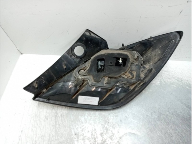Recambio de piloto trasero izquierdo para opel astra gtc cosmo referencia OEM IAM   