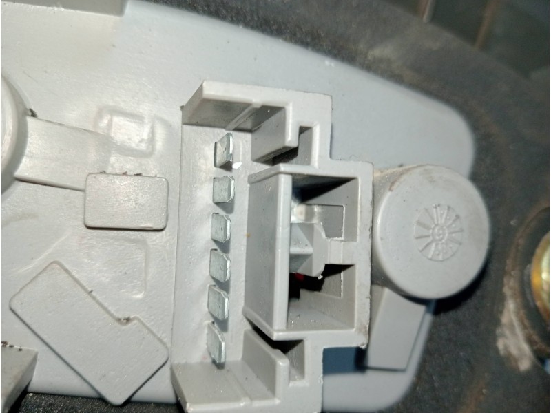 Recambio de piloto trasero izquierdo para fiat punto berlina (176) 1.1 referencia OEM IAM 7730723  