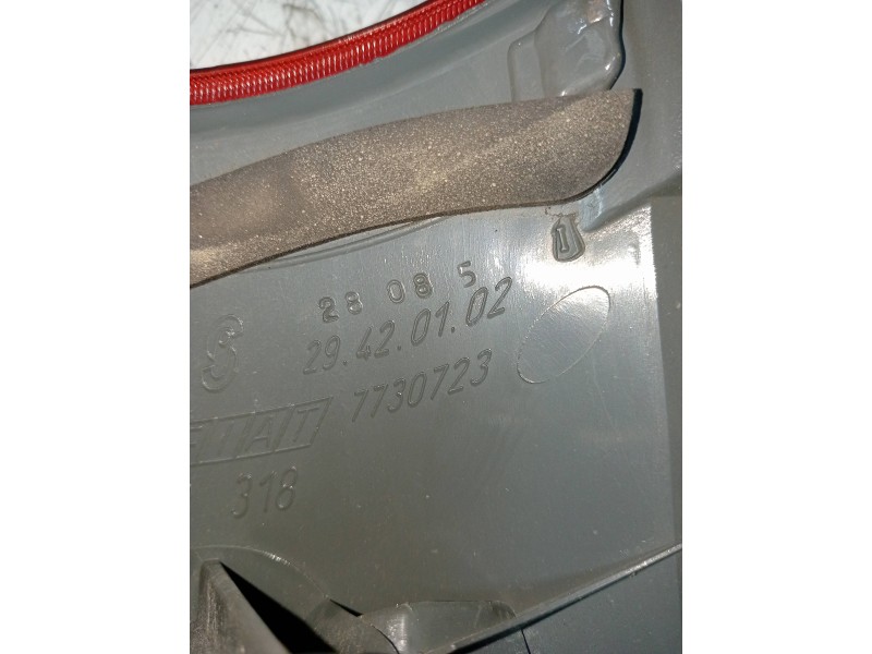 Recambio de piloto trasero izquierdo para fiat punto berl. (176) 55 s referencia OEM IAM 7730723  
