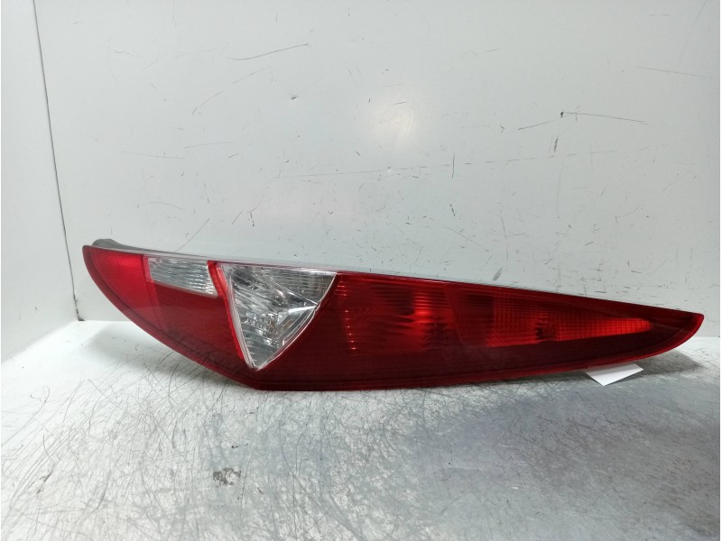 Recambio de piloto trasero derecho para fiat punto berlina (188) 1.2 cat referencia OEM IAM   