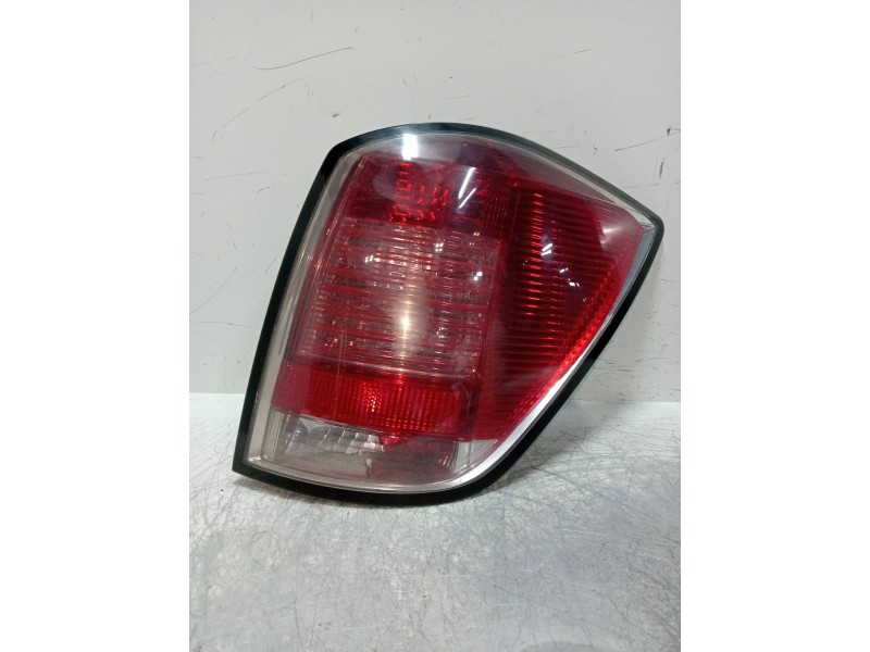 Recambio de piloto trasero derecho para opel astra h caravan cosmo referencia OEM IAM 24451840  