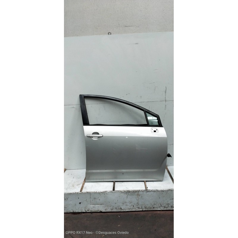 Recambio de puerta delantera derecha para toyota corolla verso (r1) 2,2 d-4d sport referencia OEM IAM   