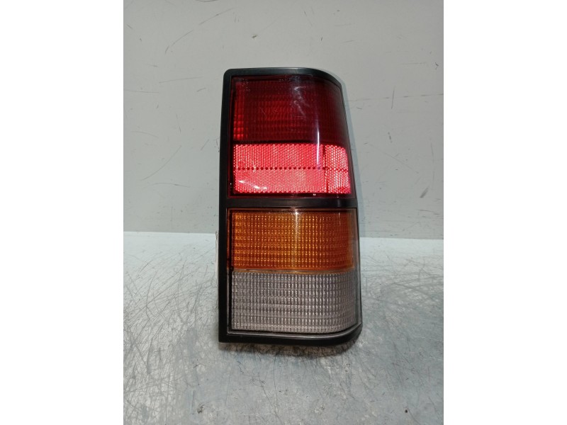 Recambio de piloto trasero derecho para opel corsa a gl referencia OEM IAM   