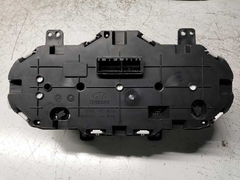 Recambio de cuadro instrumentos para hyundai i10 1.1 12v cat referencia OEM IAM VP7U3F10849 CD 940030X250