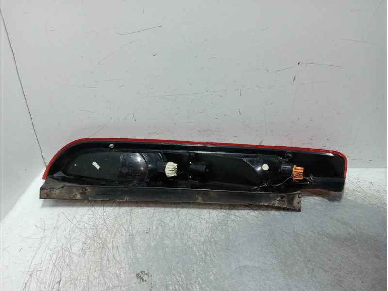 Recambio de piloto trasero derecho para ford focus lim. (cb4) 1.6 tdci cat referencia OEM IAM 8M5113404A  