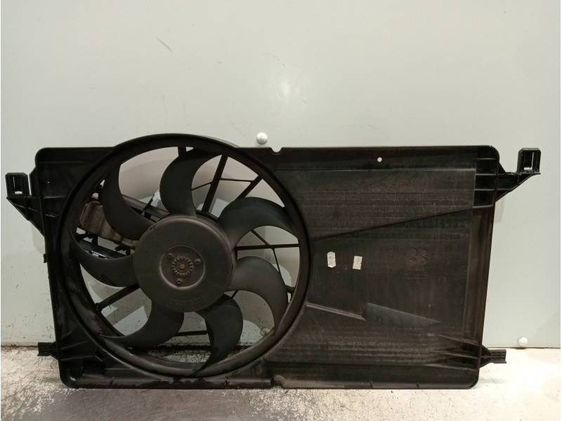 Recambio de electroventilador para ford focus berlina (cap) ambiente (d) referencia OEM IAM 3M5H8C607RD  