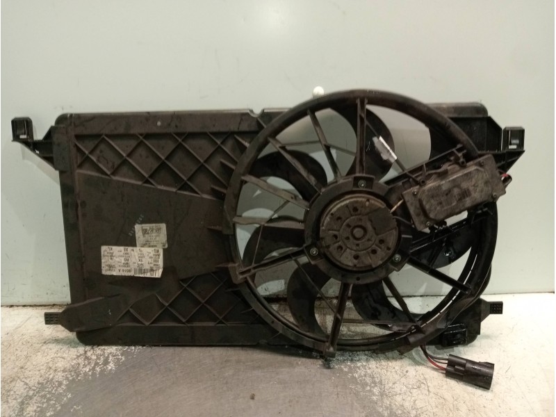 Recambio de electroventilador para ford focus berlina (cap) ambiente (d) referencia OEM IAM 3M5H8C607RD  