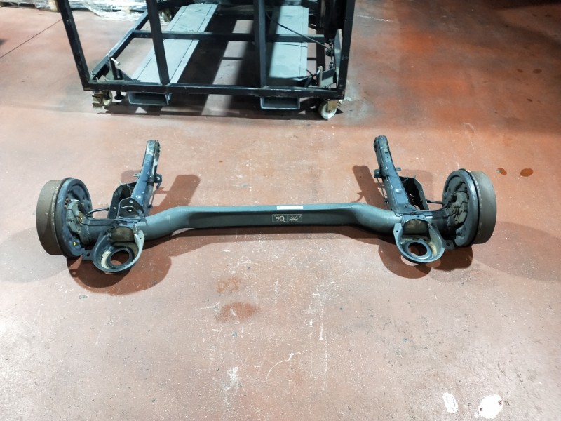 Recambio de puente trasero para peugeot expert kasten komfort confort acristalato referencia OEM IAM   ABS