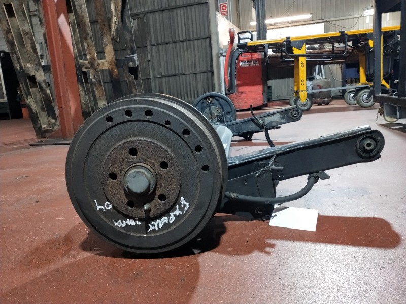 Recambio de puente trasero para peugeot expert kasten komfort confort acristalato referencia OEM IAM   ABS