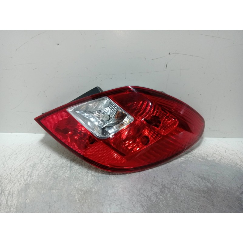 Recambio de piloto trasero derecho para opel corsa e 1.3 16v cdti referencia OEM IAM 13269051 89318821 
