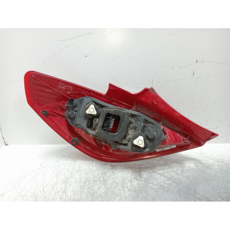 Recambio de piloto trasero derecho para opel corsa d expression referencia OEM IAM 13186351 89038961A 