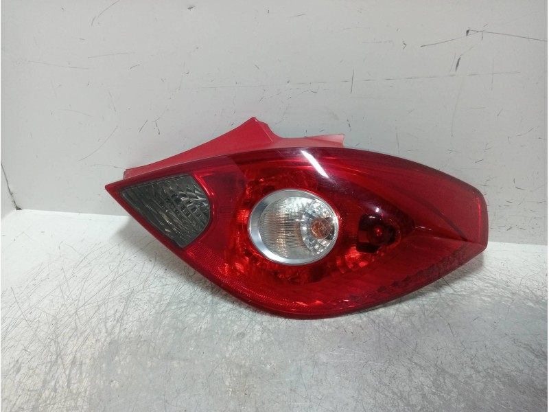 Recambio de piloto trasero derecho para opel corsa d navi referencia OEM IAM 13186351 89038961A 