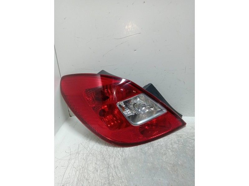 Recambio de piloto trasero izquierdo para opel corsa d enjoy referencia OEM IAM 13188047  