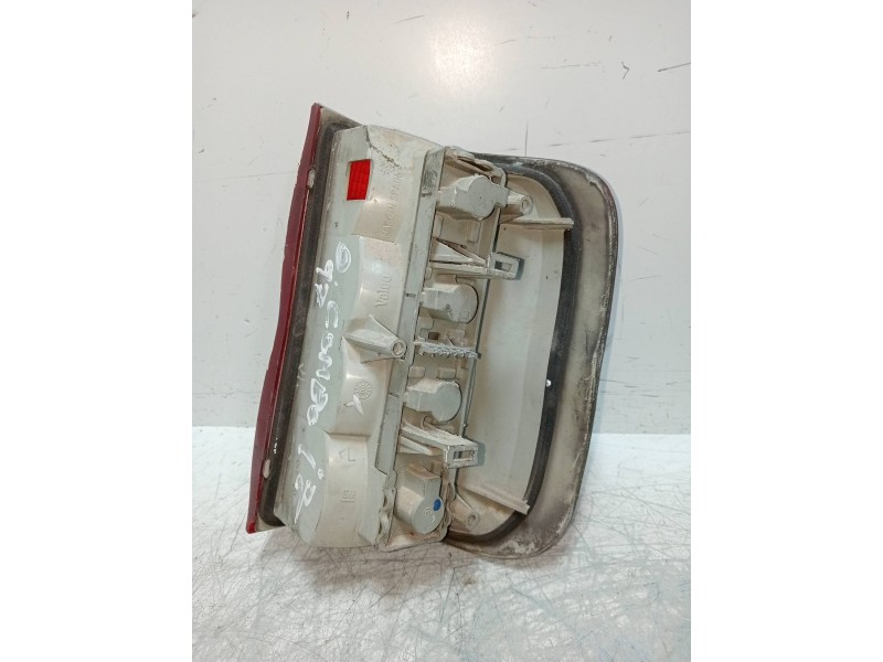 Recambio de piloto trasero izquierdo para opel corsa b referencia OEM IAM   