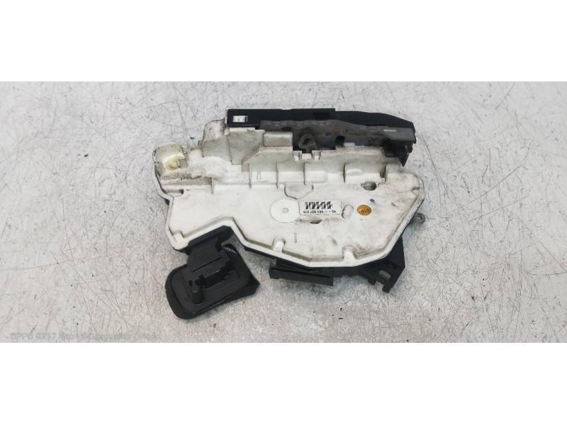Recambio de motor cierre centralizado delantero izquierdo para volkswagen golf vi (5k1) advance referencia OEM IAM 5K1837015  