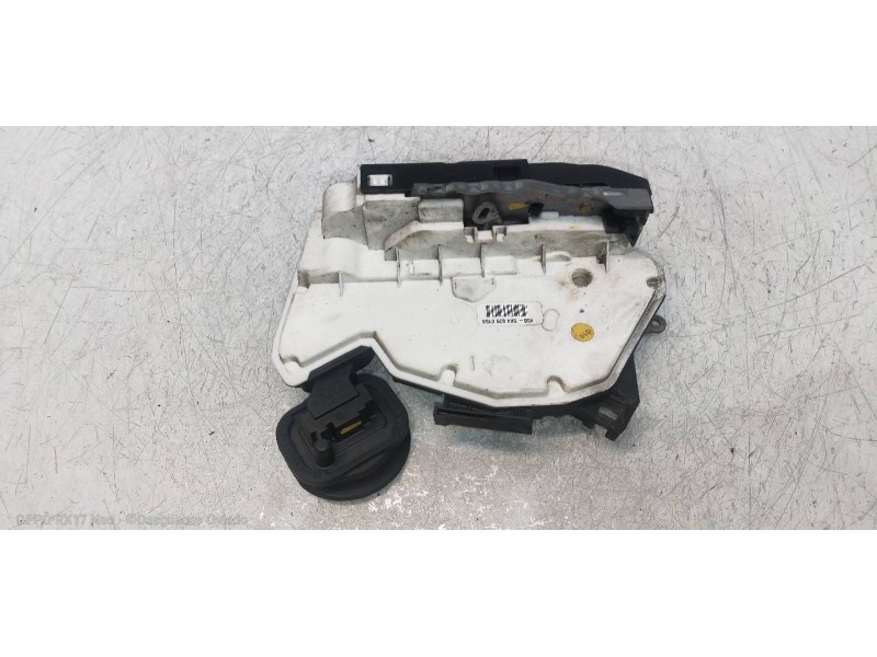Recambio de motor cierre centralizado trasero izquierdo para volkswagen golf vi (5k1) advance referencia OEM IAM 5K4839015B  